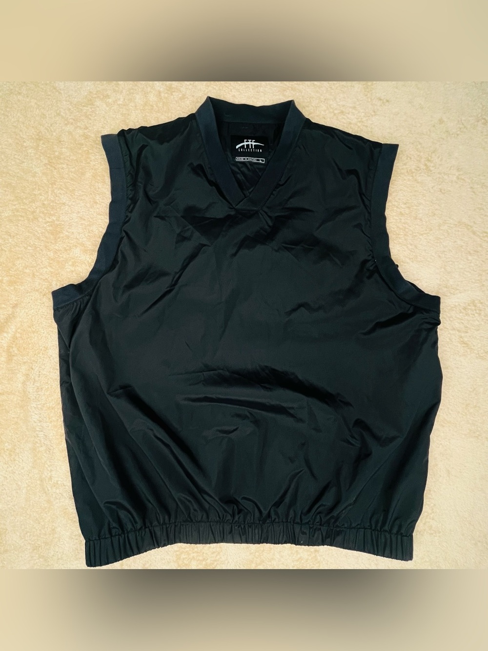 Collection B Black Sleeveless Pullover Vest